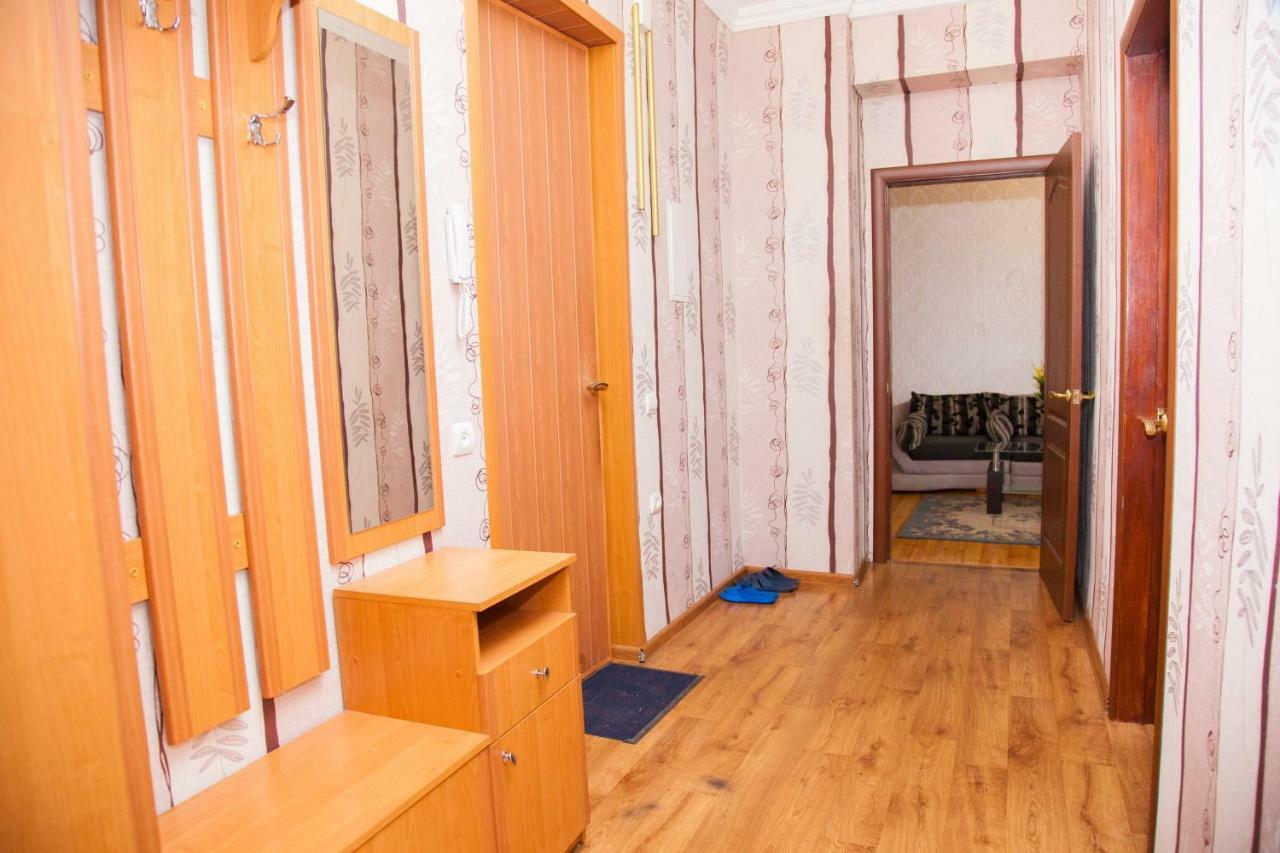 Apartment On Stalevariv Street 7 Zaporizhia Екстериор снимка