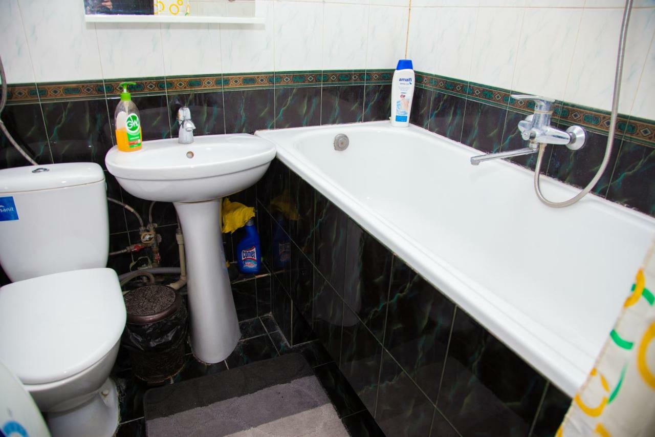 Apartment On Stalevariv Street 7 Zaporizhia Екстериор снимка