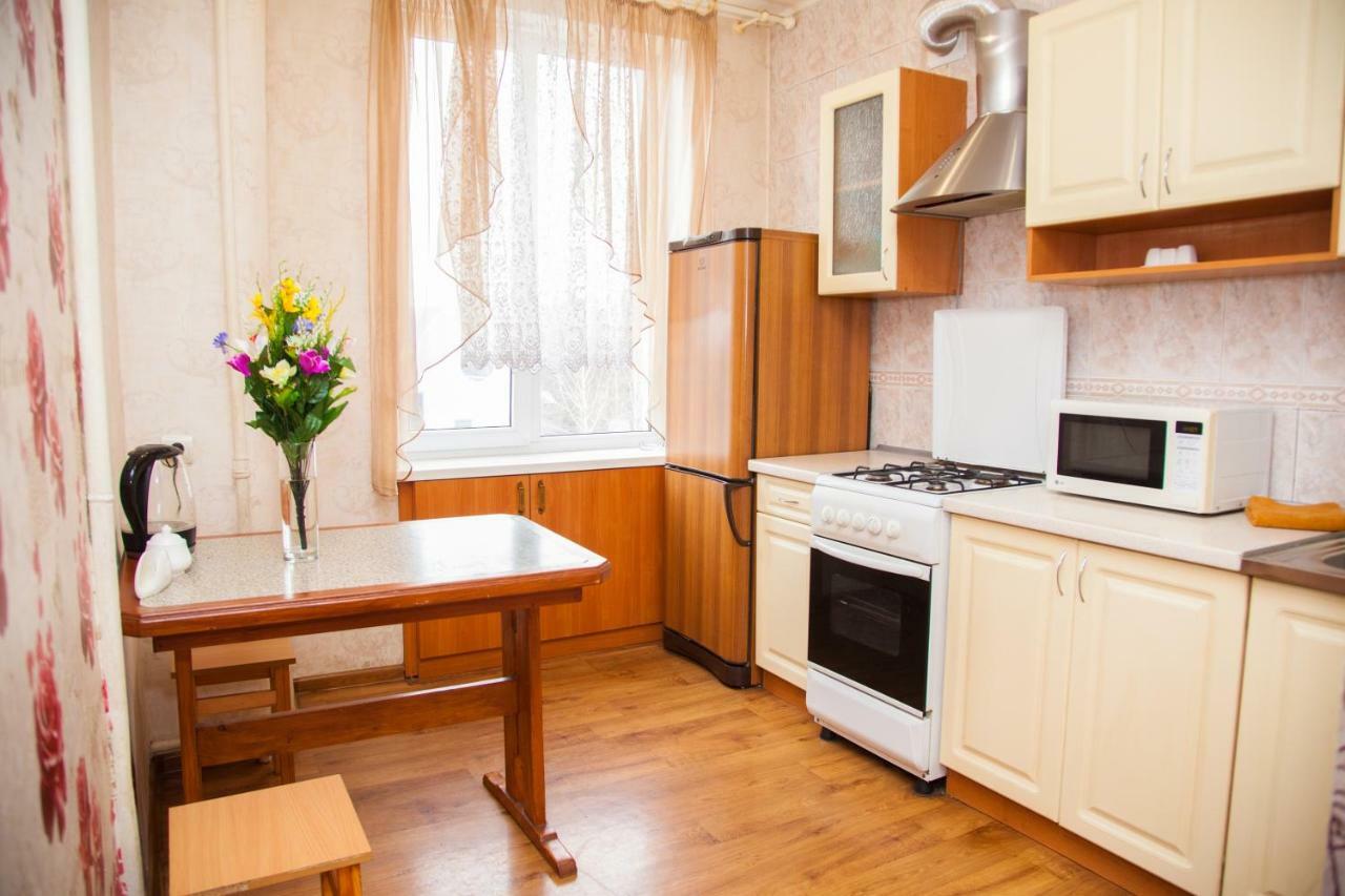 Apartment On Stalevariv Street 7 Zaporizhia Екстериор снимка