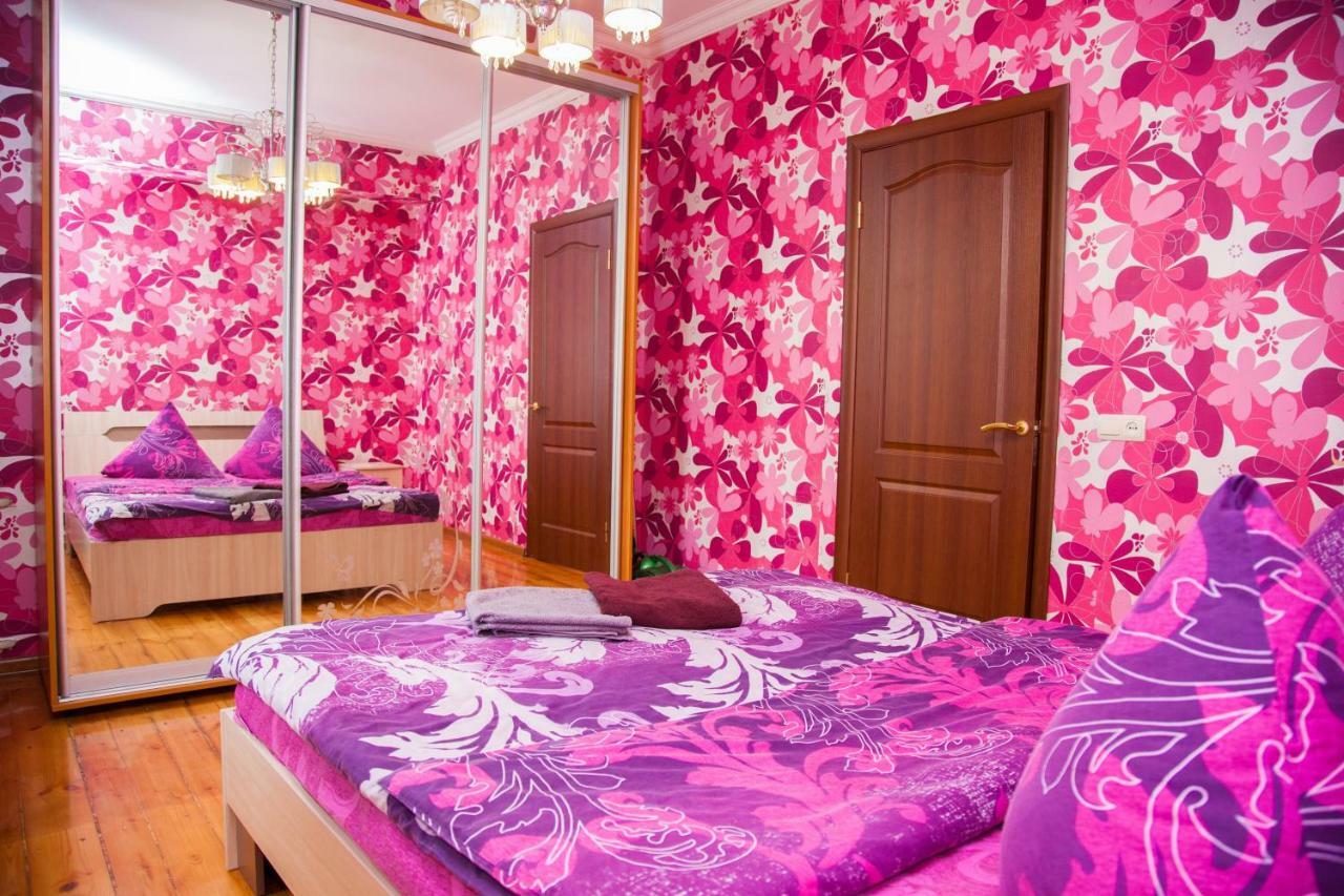 Apartment On Stalevariv Street 7 Zaporizhia Екстериор снимка